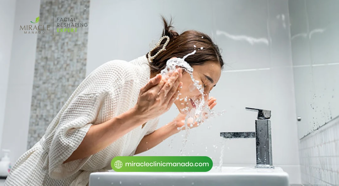 Manfaat Double Cleansing untuk Membersihkan Wajah Maksimal